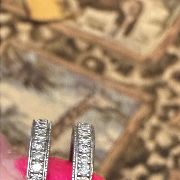 Beautiful Wedding Set ! Size 6.5...white gold with beautiful diamonds - Picture 6 of 8